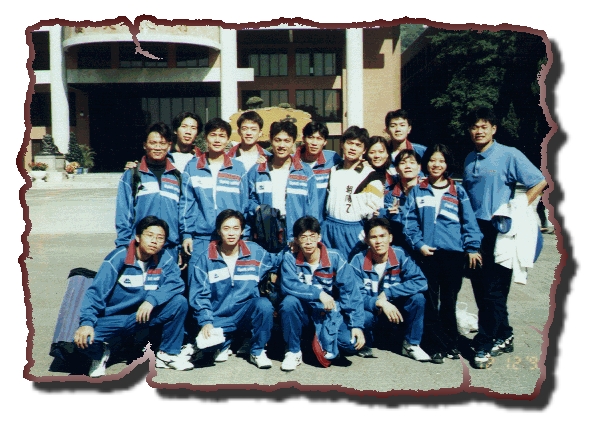 v-01.jpg (217672 bytes)